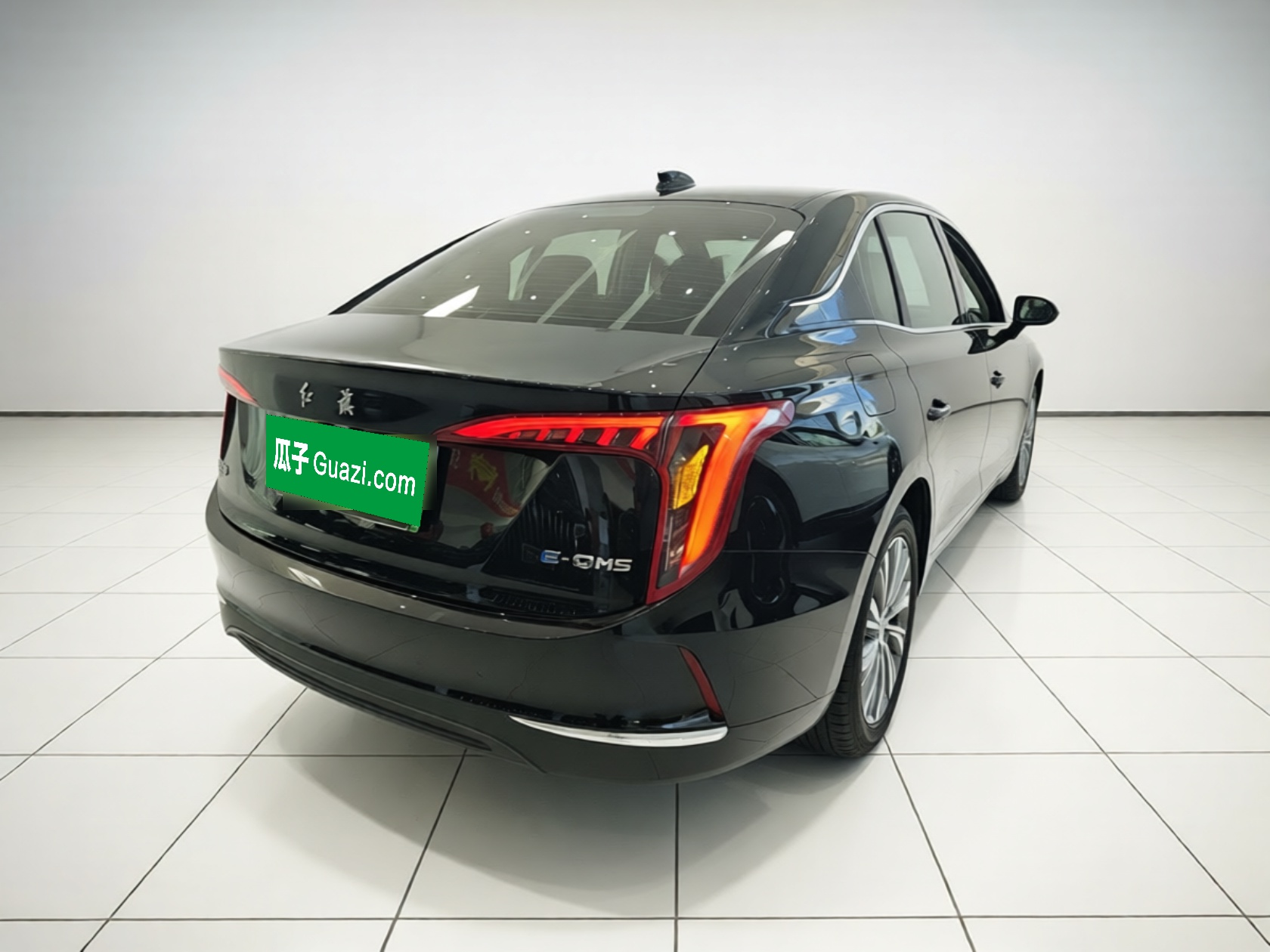 Hongqi E-QM5 2022 431 km Charge & Enjoy Edition — снимка 6