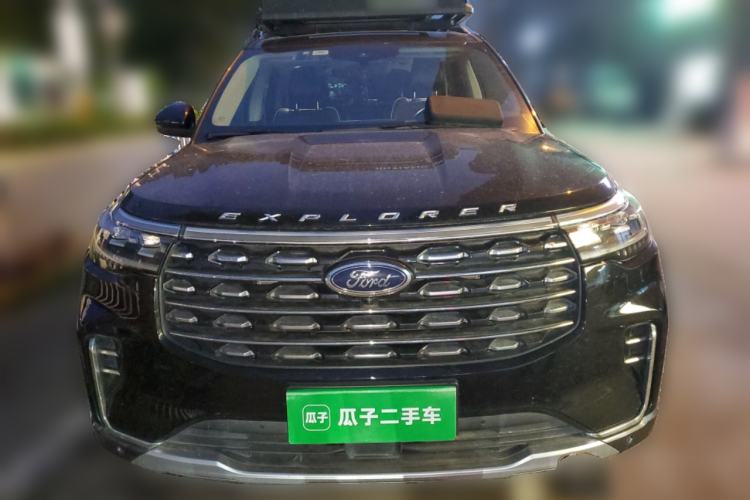 Used Ford Explorer 2023 EcoBoost 285 Four-Wheel Drive Titanium Edition 7-Seater Front