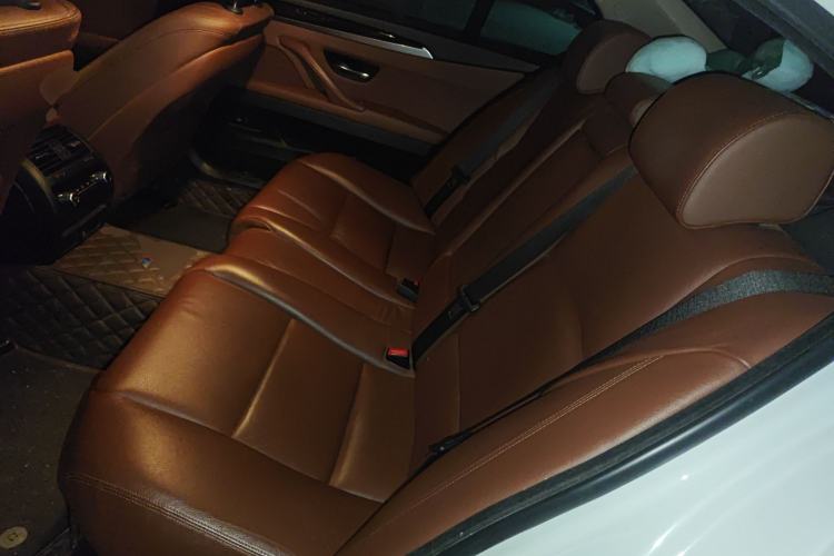 Used BMW 5 Series 2014 528Li Leading Model
