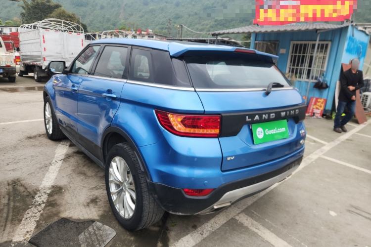 Used Land X7 2015 2.0T Panoramic Prestige Edition Rear Left 45 Deg