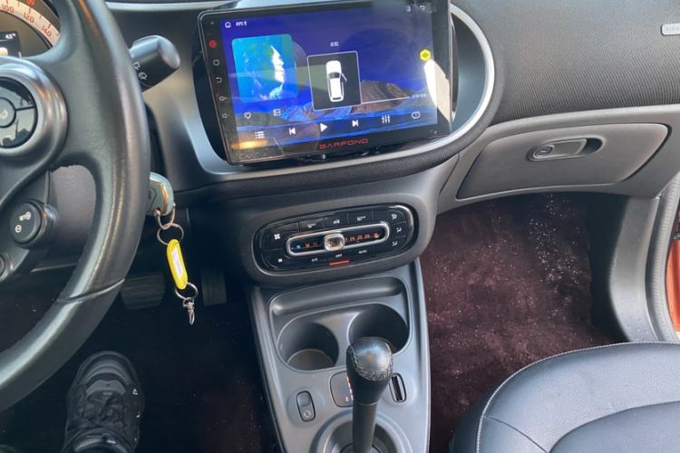 Used smart forfour 2016 0.9T 66 kW Pioneer Edition
