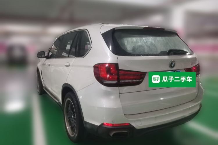 Used BMW X5 2014 xDrive35i Leading Model Rear Left 45 Deg