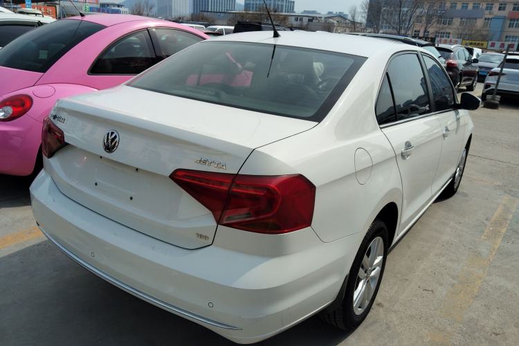 Used Volkswagen Jetta 2017 1.5L Automatic Comfort Model
