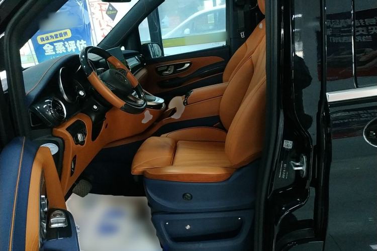 Used Mercedes-Benz V-Class 2022 V 260 Avantgarde Edition