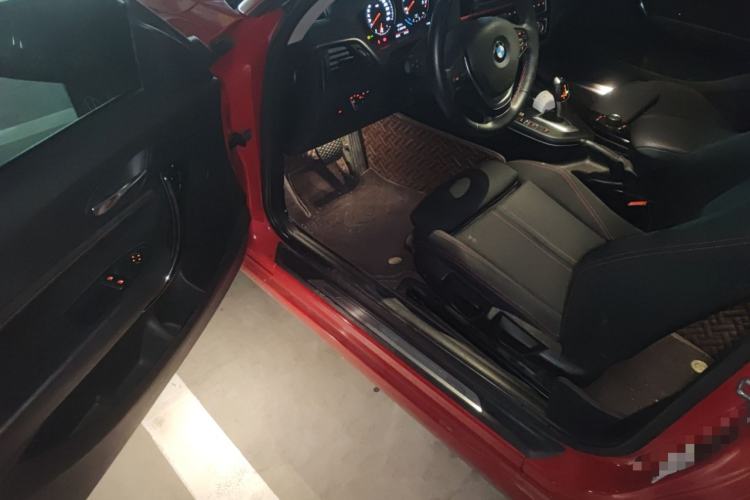 Used BMW 2 Series 2018 220i Sport Design Package Driver Seat