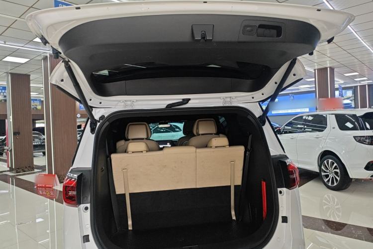 Used Buick GL8 2022 ES Land Cruiser 653T Luxury Model Trunk