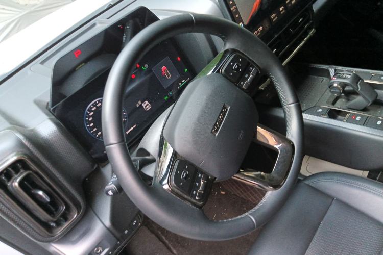 Used Haval Raptor New Energy 2024 Hi4 102 Pro Steering Wheel
