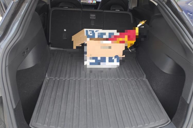 Used Tesla Model Y 2024 Rear-Wheel-Drive Version Trunk