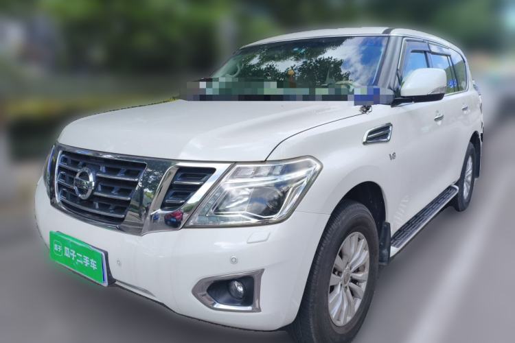 Used Nissan Patrol Nissan Patrol, parallel import, 5.6-liter naturally aspirated V8, automatic transmission, four-wheel drive, seven seats, gasoline-powered.