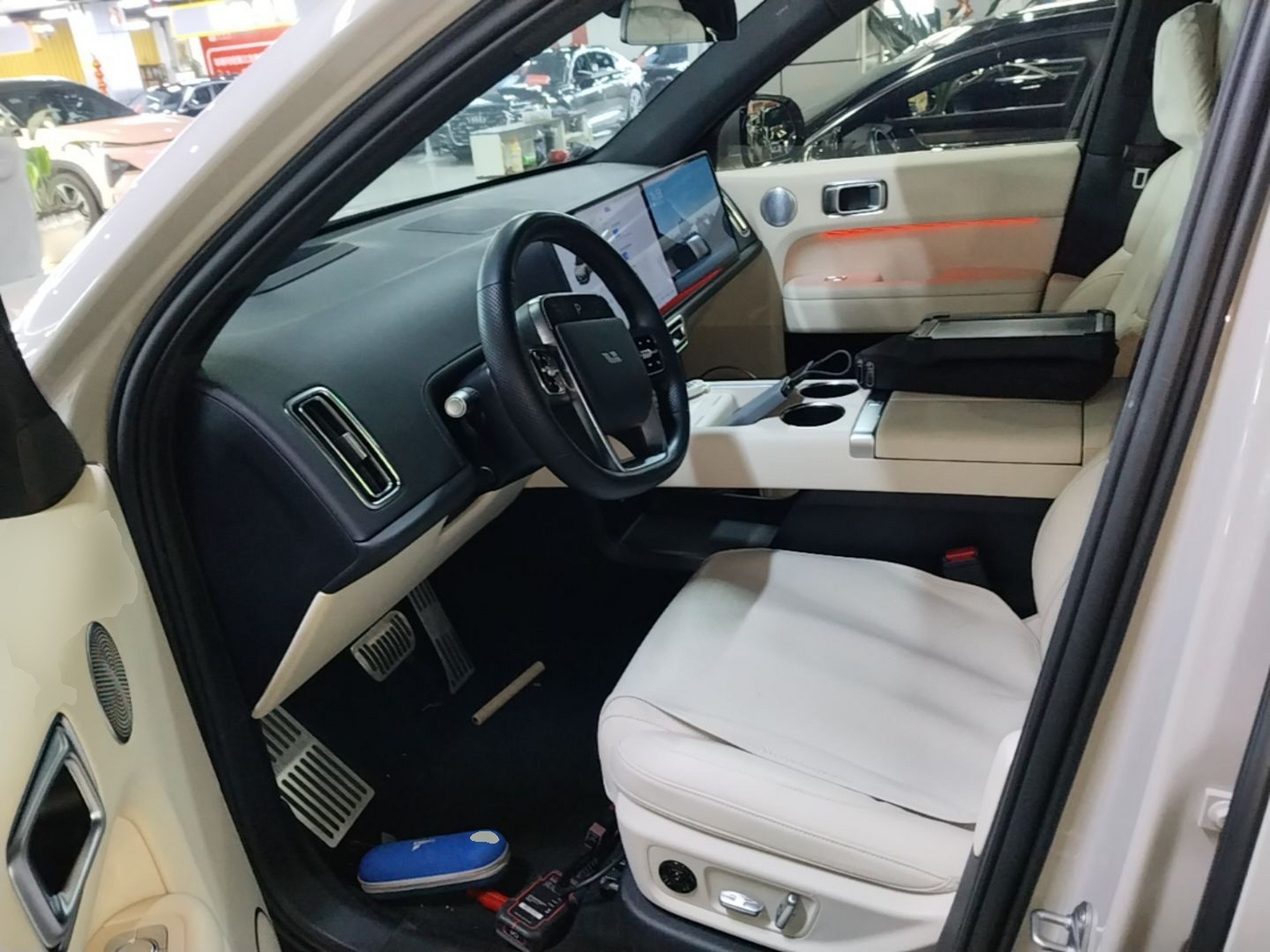 Interior delantero