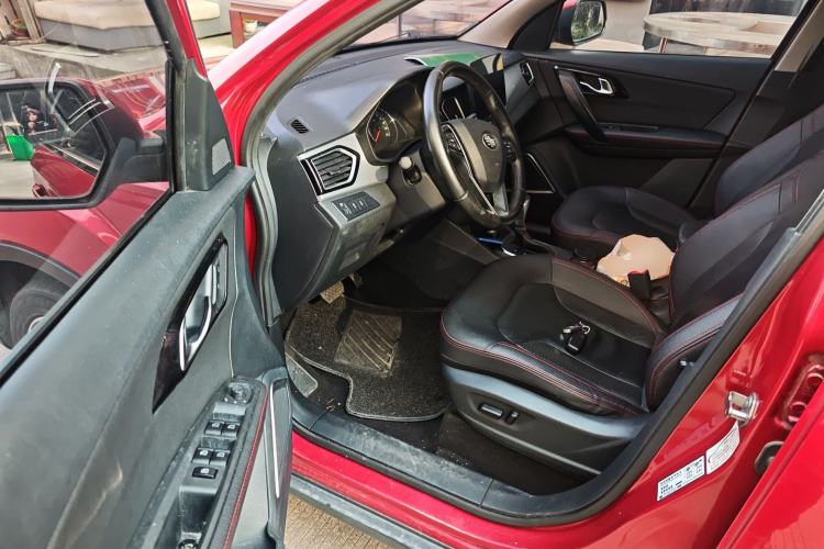 Used FAW Senya R7 2017 1.6L Automatic Prestige Model
