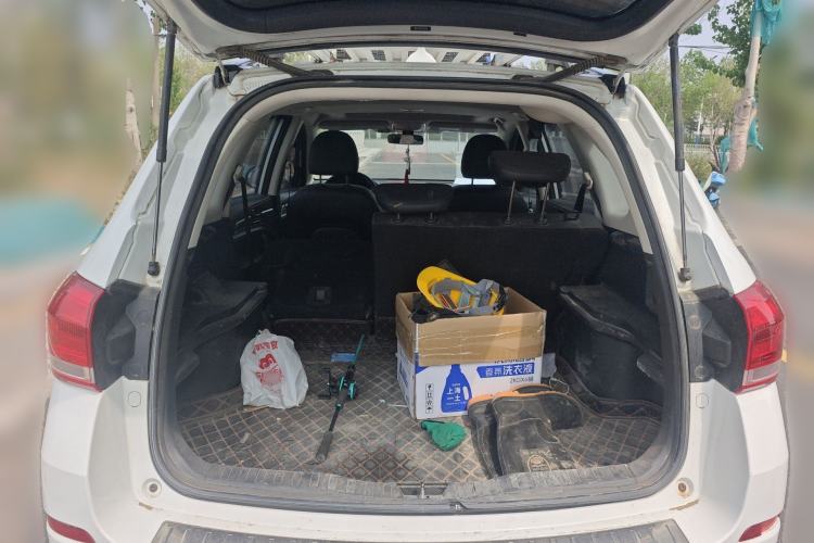 Used Haval H6 2019 Sport Edition 1.5T Automatic Two-Wheel Drive Elite Model China VI Trunk