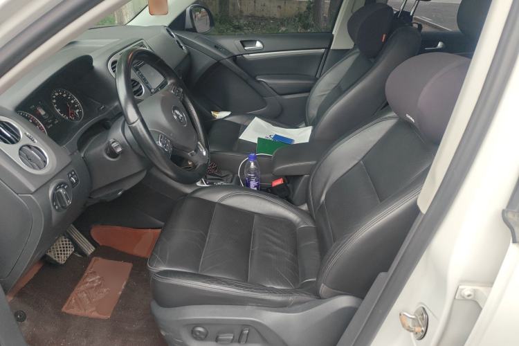 Used Volkswagen Tiguan 2015 1.8TSI Automatic All-Wheel-Drive Luxury Model
