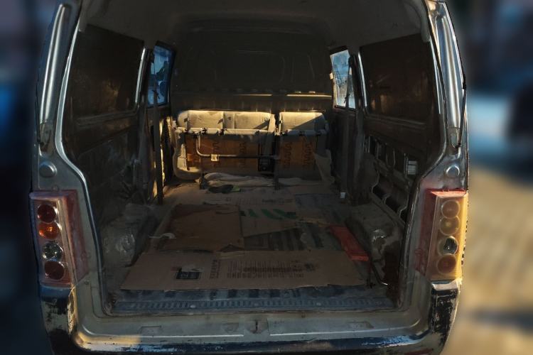 Used CHANGAN KUAYUE V3 2017 1.2L Box-Type Truck DK12-10
