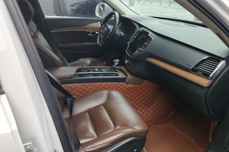 Used Volvo XC90 2019 T6 Zhiyi Edition 7-Seater China VI Standard