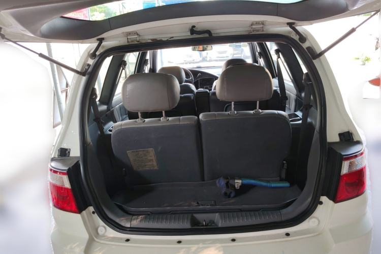 Used Kia Carens 2005 2.0L Trunk