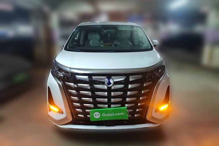 Used Denza D9 2022 DM-i 970 Four-Wheel Drive Flagship Model
