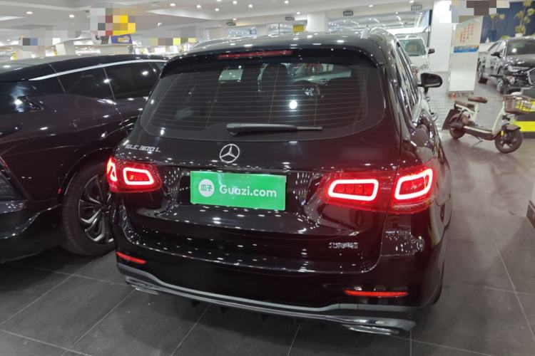 Used Mercedes-Benz GLC 2021 GLC 300 L 4MATIC Dynamic Model
