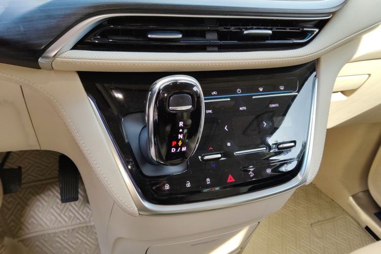 Used Buick GL8 2023 ES Lu Zun Luxury Model Gear Lever