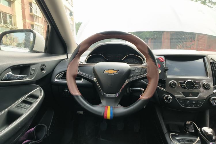 Used Chevrolet Cruze 2016 1.5L Manual Elite Edition Steering Wheel