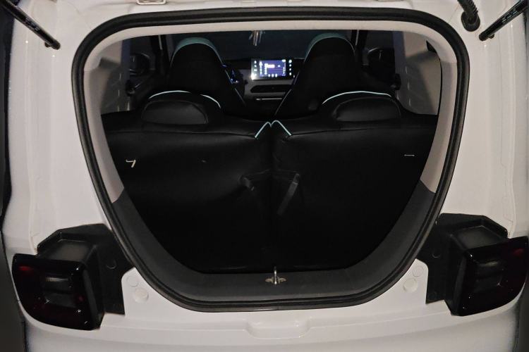 Used Geely Galaxy Panda 2023 Panda Mini 120km Super Cute Bear
