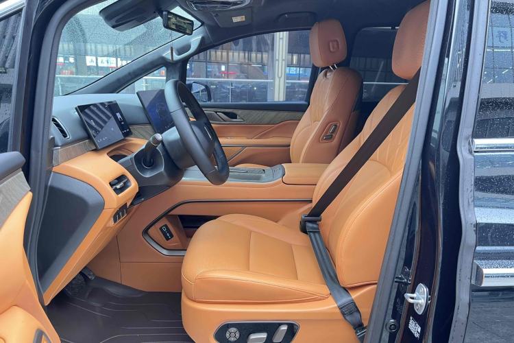 Used Wey Gaoshan 2025 Four-Wheel Drive Alpine 9 Interior 1