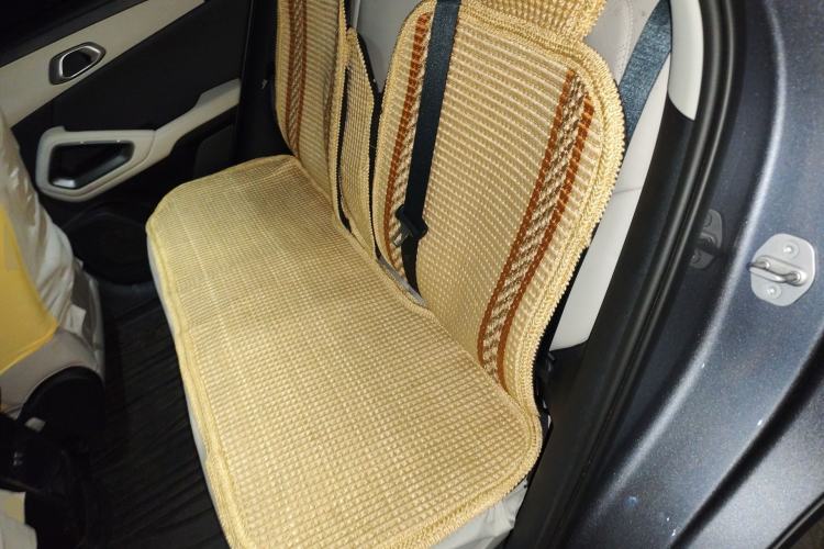 Used BYD Yuan UP 2025 Intelligent Driving Version 401 KM Dynamic Edition Left Rear Seat