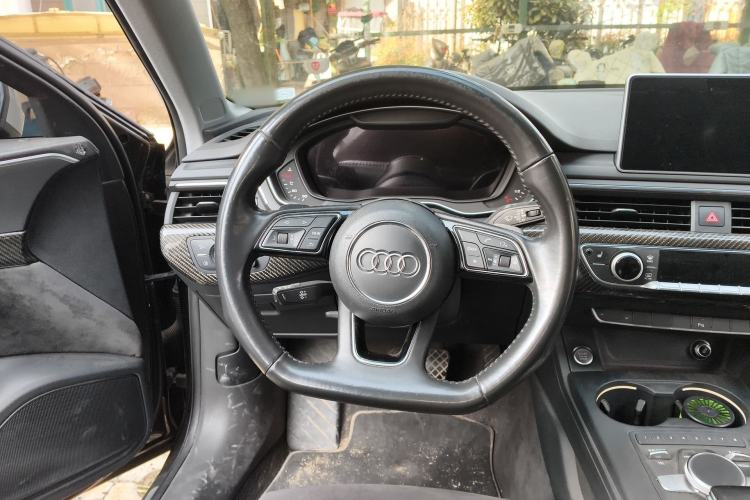 Used Audi A4L 2017 45 TFSI quattro Sport Edition
