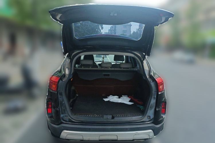 Used Bestune X80 2013 2.0L automatic comfort version
