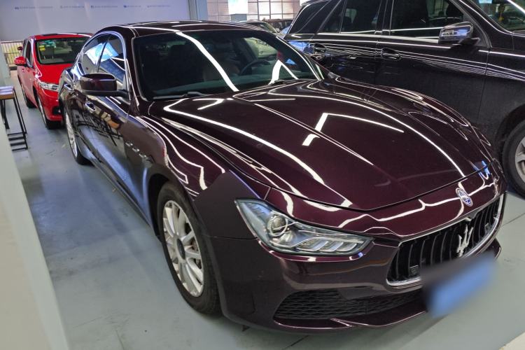 Used Maserati Ghibli 2014 3.0T Standard Edition Front Right 45 Deg