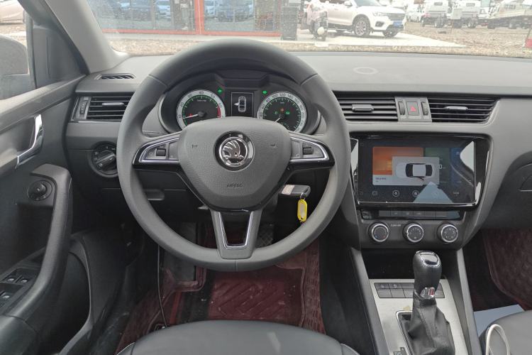 Used Skoda Octavia 2022 1.5L Automatic Comfort Edition Steering Wheel