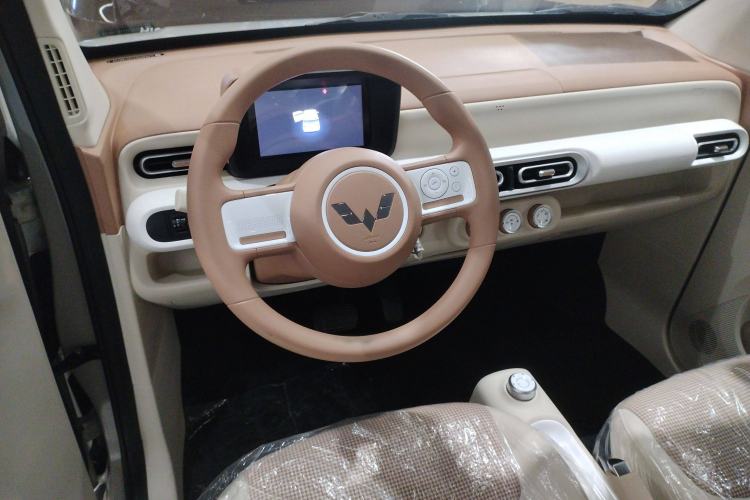 Used Wuling Hongguang MINIEV 2024 3rd Generation 215km Youth Edition