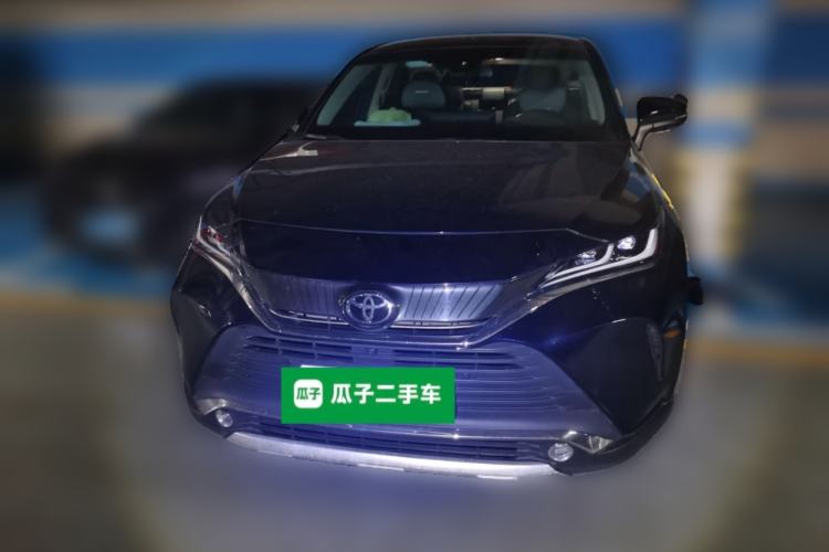 Used Toyota Harrier 2022 2.0L CVT Two-Wheel Drive Deluxe Edition Front