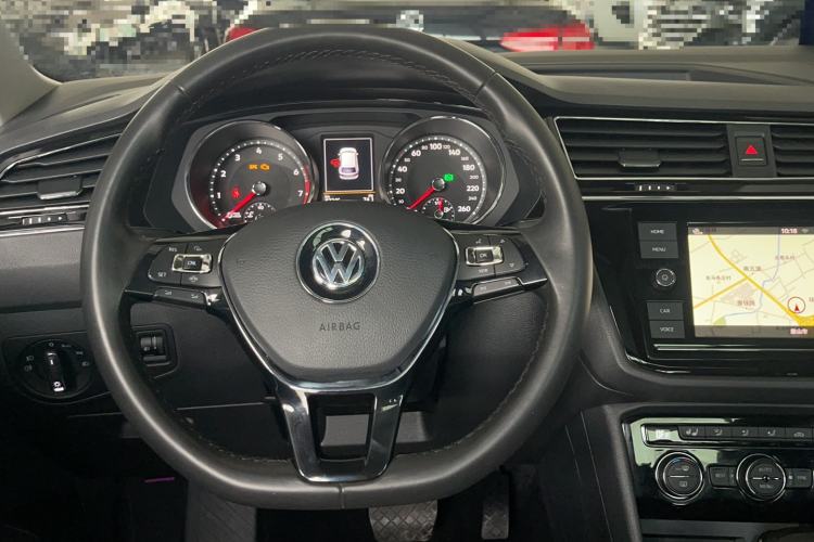 Used Volkswagen Tiguan L 2018 Facelift 330TSI Automatic Two-Wheel Drive Luxury Edition
