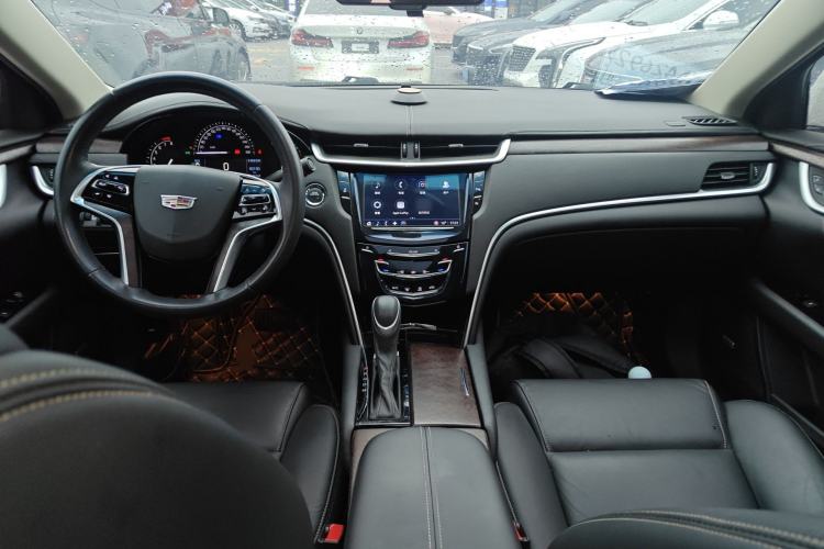 Used Cadillac XTS 2018 28T Elite Edition Center Console