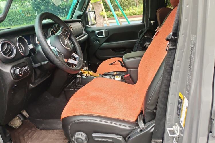 Used Jeep Wrangler 