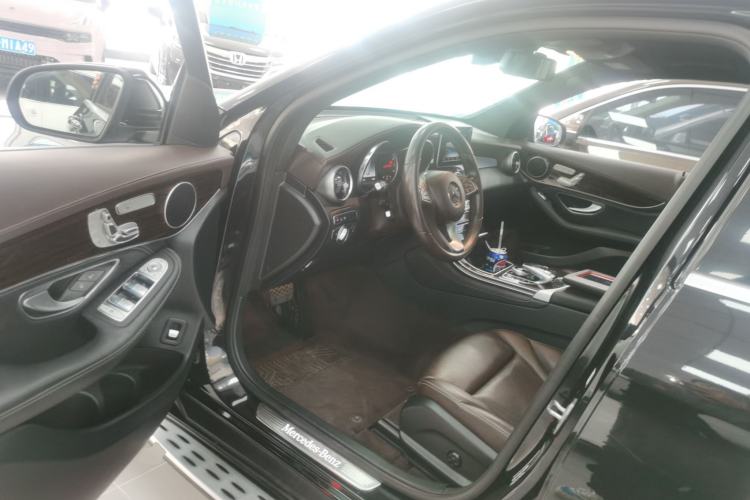 Used Mercedes-Benz GLC 2019 Facelift GLC 260 L 4MATIC Luxury Model Driver Seat