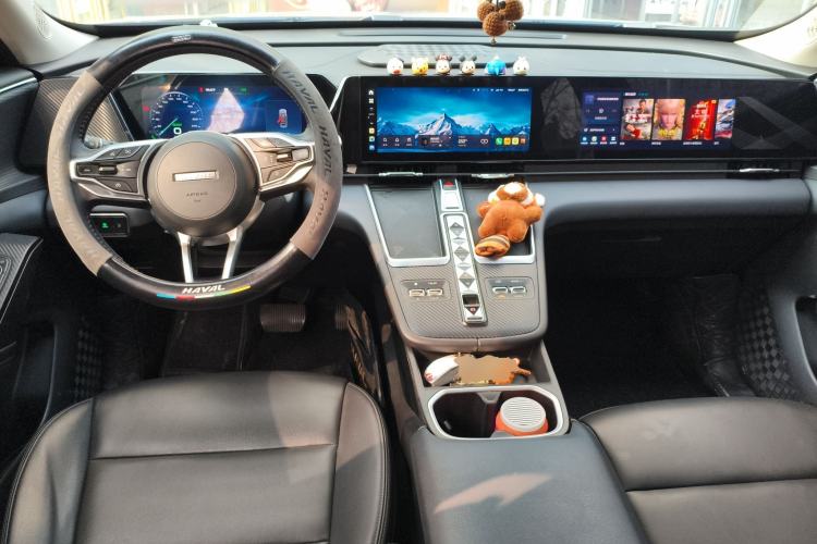 Used Haval Fierce Dragon Max 2023 1.5L Hi4 105 Four-Wheel Drive Navigation Edition Center Console