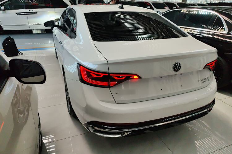 Used Volkswagen Sagitar 2023 300TSI DSG Excellence Edition
