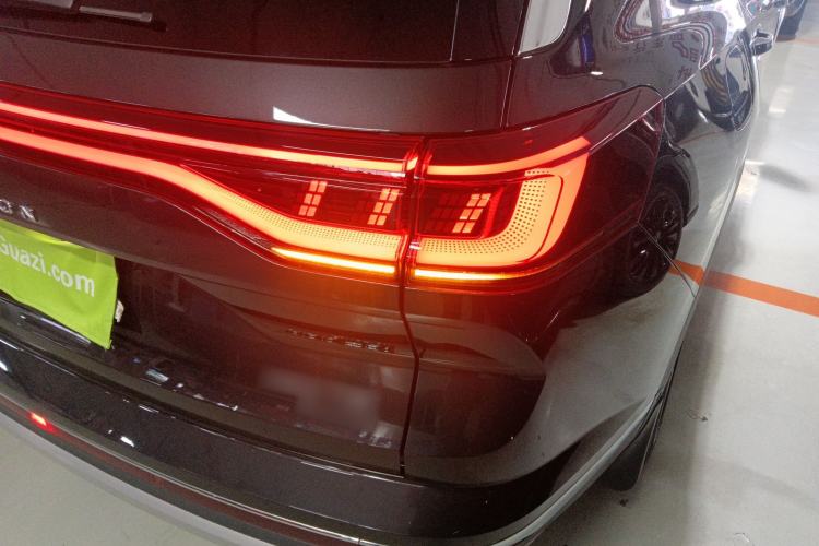 Used Volkswagen Talagon 2023 Facelift 380TSI All-Wheel Drive Luxury Jiajing Pro Version with 7 Seats Right Rear Taillight