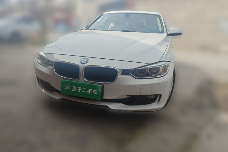 Used BMW 3 Series 2015 320i Luxury Line Stylish Edition
