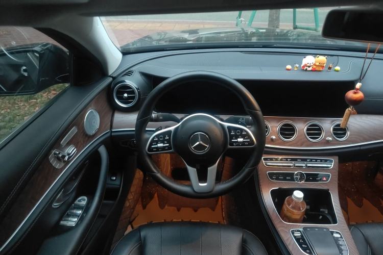 Used Mercedes-Benz E-Class 2020 E 300 L Luxury Model Steering Wheel