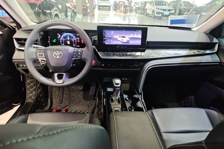 Used Toyota Camry 2024 Dual-Motor 2.0 HE Elite Edition