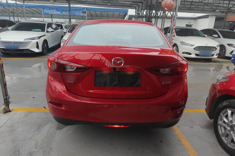 Used Mazda Mazda 3 Axela 2016 Sedan 1.5L Automatic Comfort Model