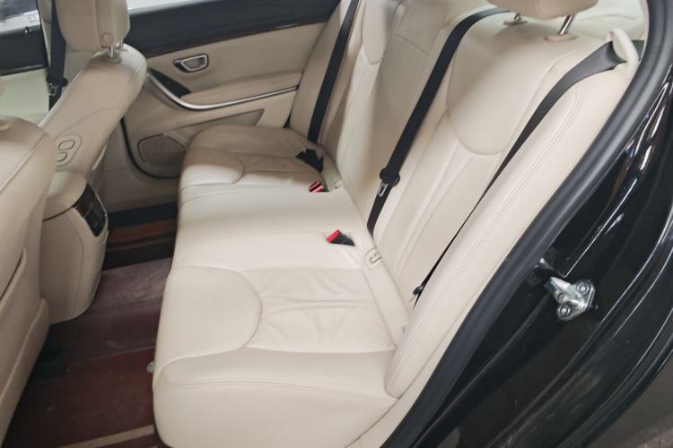 Used Roewe e950 2017 50T Hybrid Connected Executive Edition