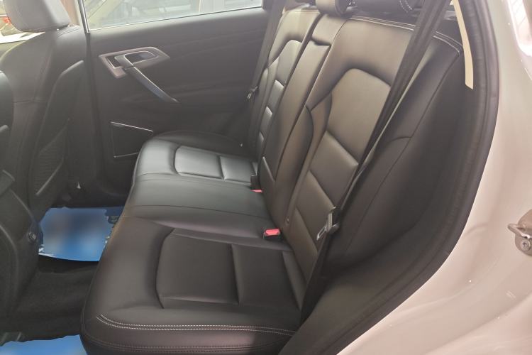 Used Geely Auto Emgrand X7 Sport 2016 2.0L Manual ZhiShang Version
