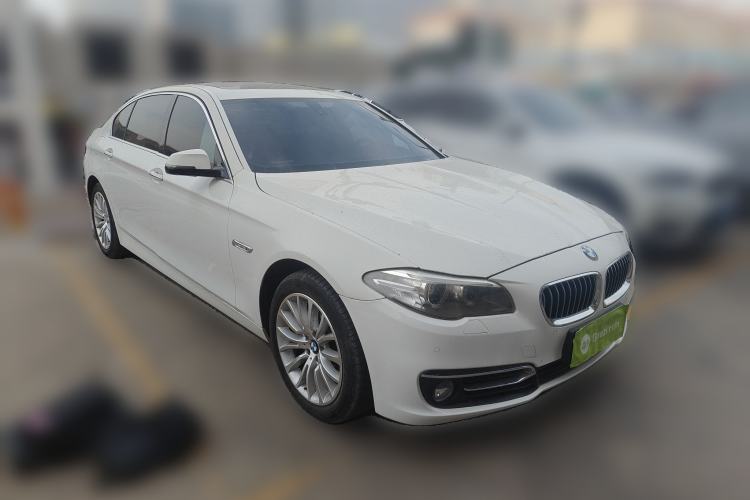 Used BMW 5 Series 2014 525Li Luxury Design Package
