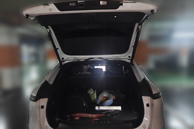 Used XPeng G6 2023 580 Long-Range Pro Trunk