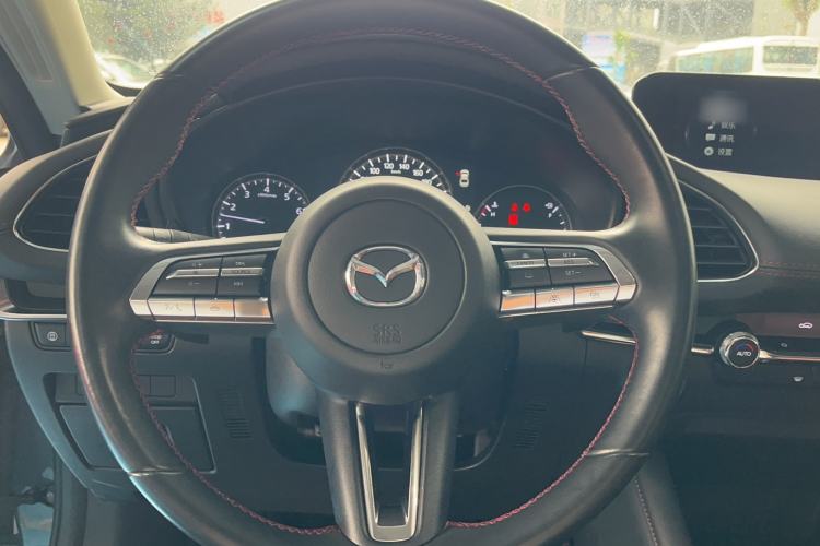 Used Mazda 3 Axela 2022 2.0L Automatic Zhiya Edition Steering Wheel