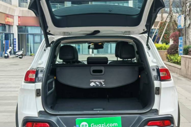 Used Jeep Cherokee 2016 2.4L Superior Edition